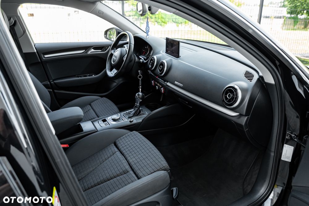 Audi A3 Sportback 2.0 TDI quattro S tronic design - 20