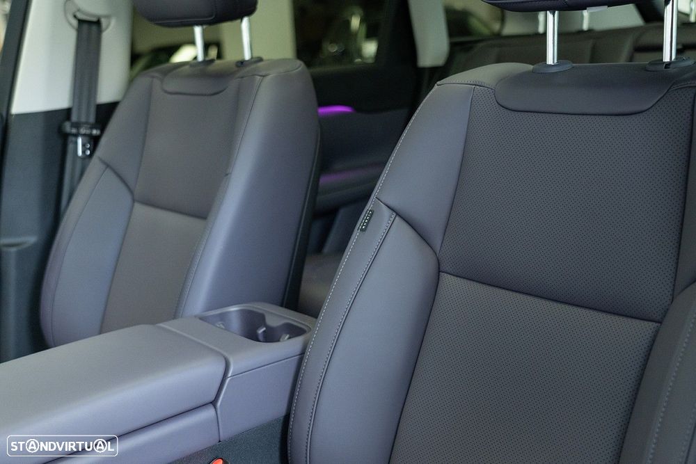 Leapmotor C10 28.4 kWh REEV Design - 22