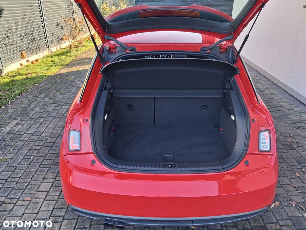 Audi A1 3-drzwiowe 1.4 TFSI cylinder on demand sport - 4