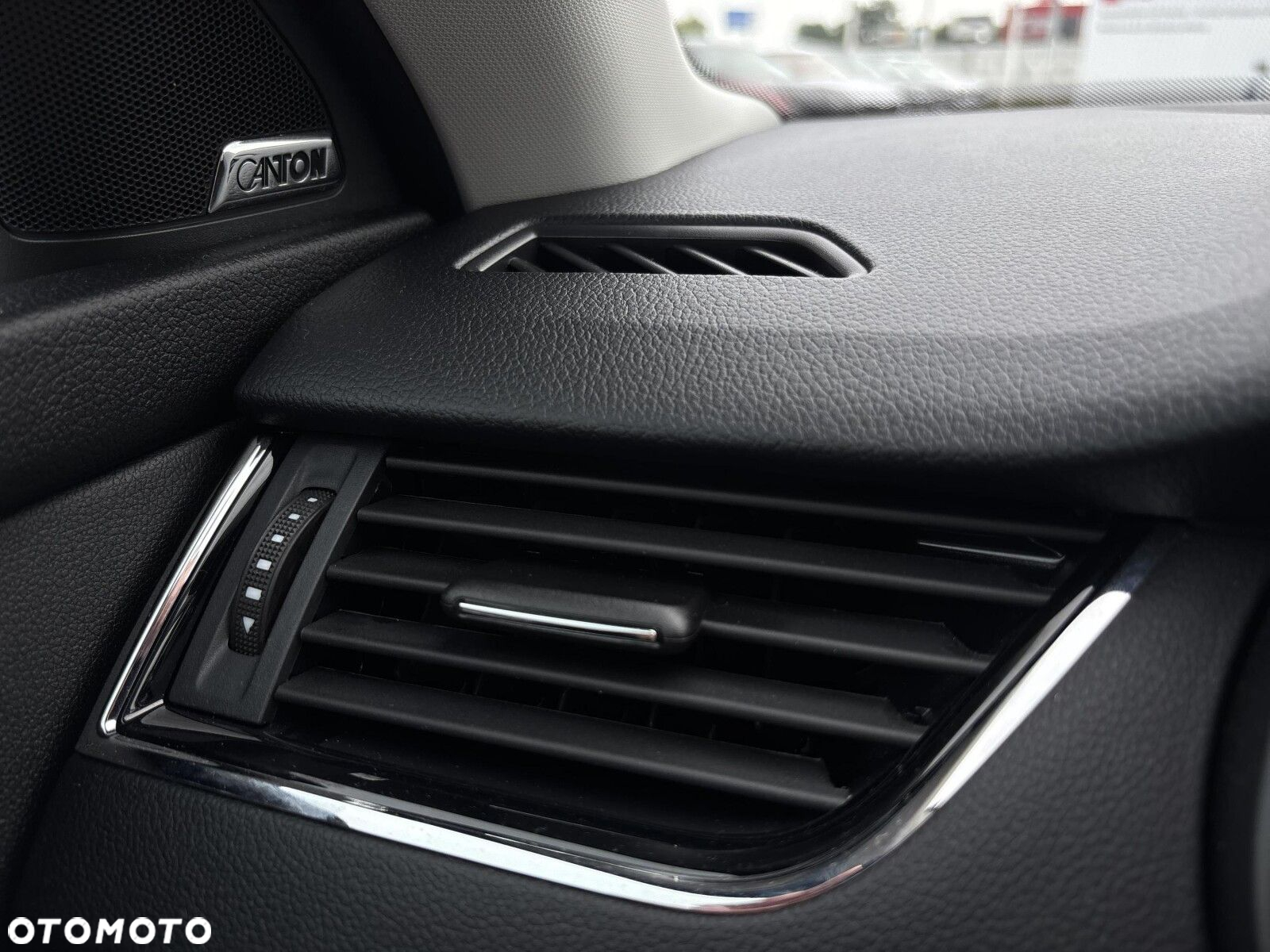 Skoda Octavia 2.0 TDI 4x4 Style DSG - 25