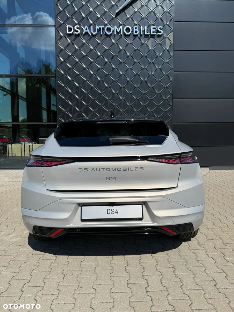 DS Automobiles DS 4 1.2 mHEV Pallas eDCS6 - 8