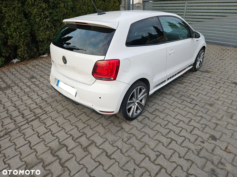 Volkswagen Polo 1.4 DSG GTI - 3