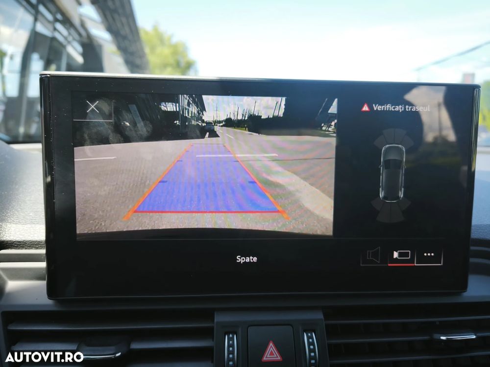 Audi Q5 40 TDI quattro S tronic MHEV Advanced - 12
