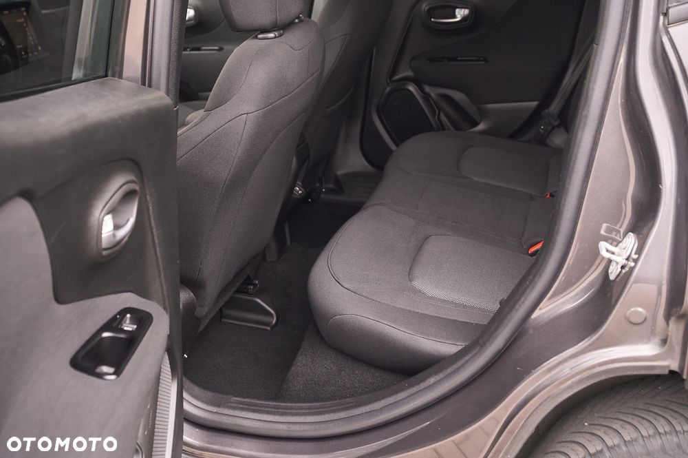 Jeep Renegade 1.3 GSE T4 Turbo Longitude FWD S&S - 27