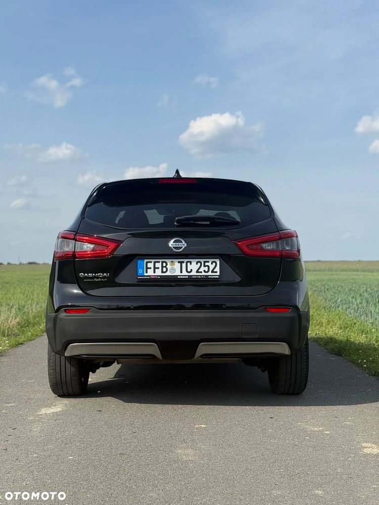 Nissan Qashqai 1.2 DIG-T N-Connecta Xtronic - 5