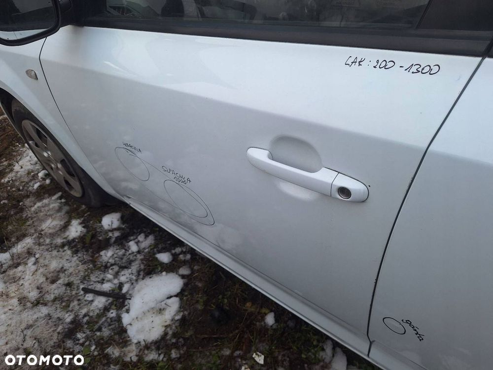 DRZWI KOMPLETNE LEWY PRZÓD KIA CEED I LIFT WD - CASSA WHITE - 13
