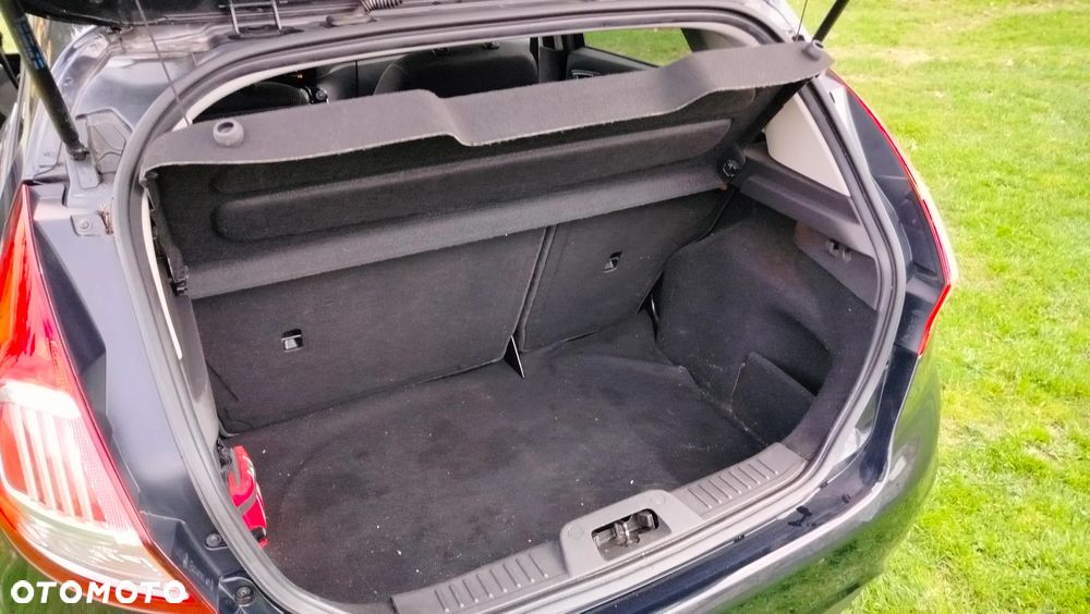 Ford Fiesta 1.5 TDCi Titanium - 4