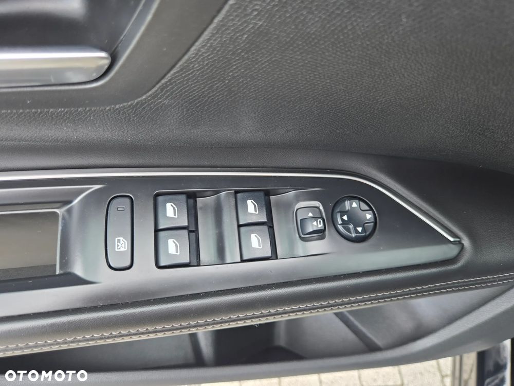 Peugeot 5008 BlueHDI 130 Allure Business-Paket - 9