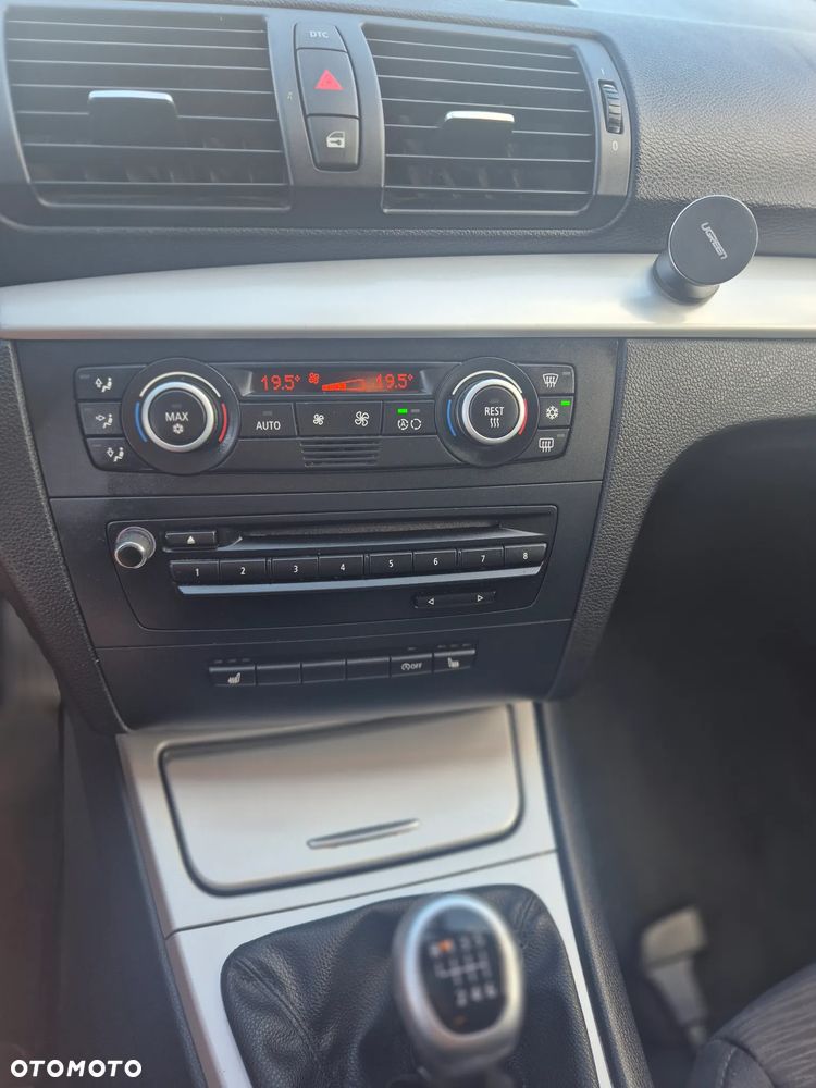 BMW Seria 1 118i - 21