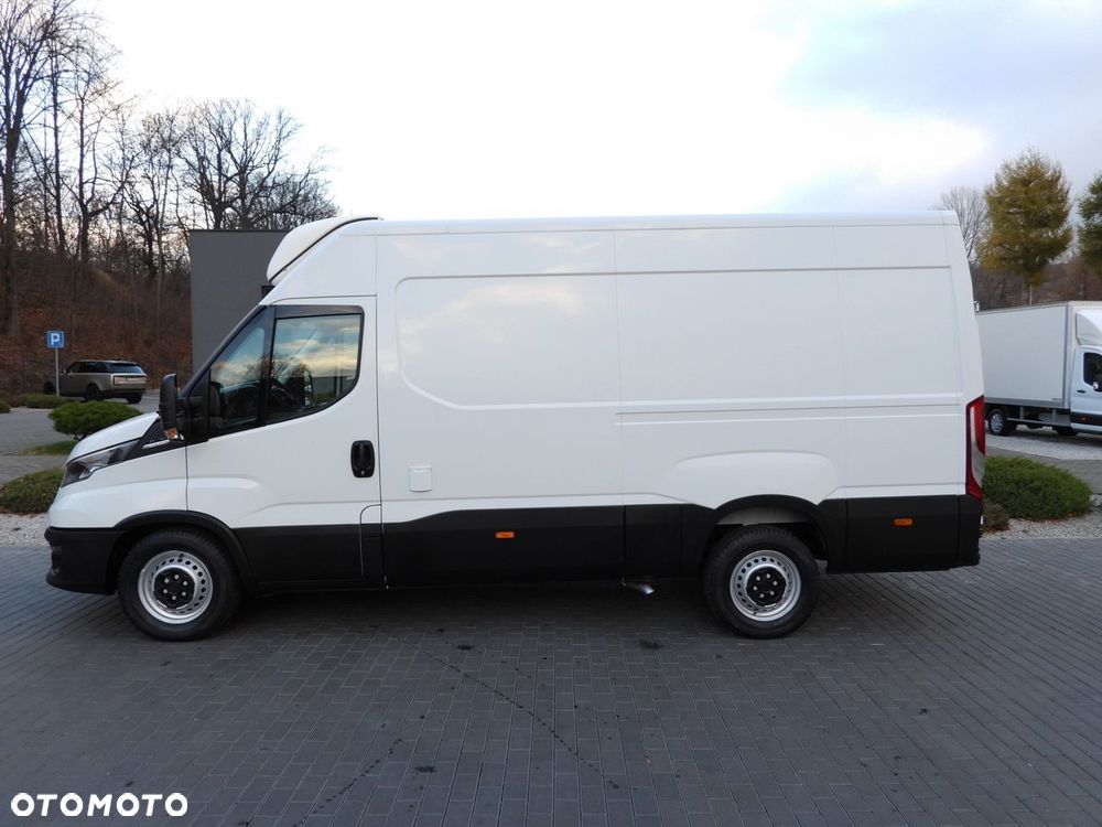 Iveco DAILY 35S14 FURGON CHŁODNIA  0*C ZASILANIE 230V NAWIGACJA AUTOMAT  KLIMATYZACJA  140KM - 10