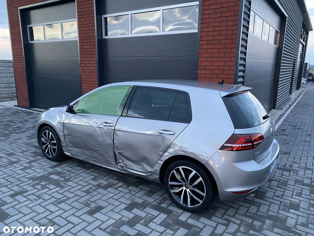 Volkswagen Golf 2.0 BlueTDI Highline - 7