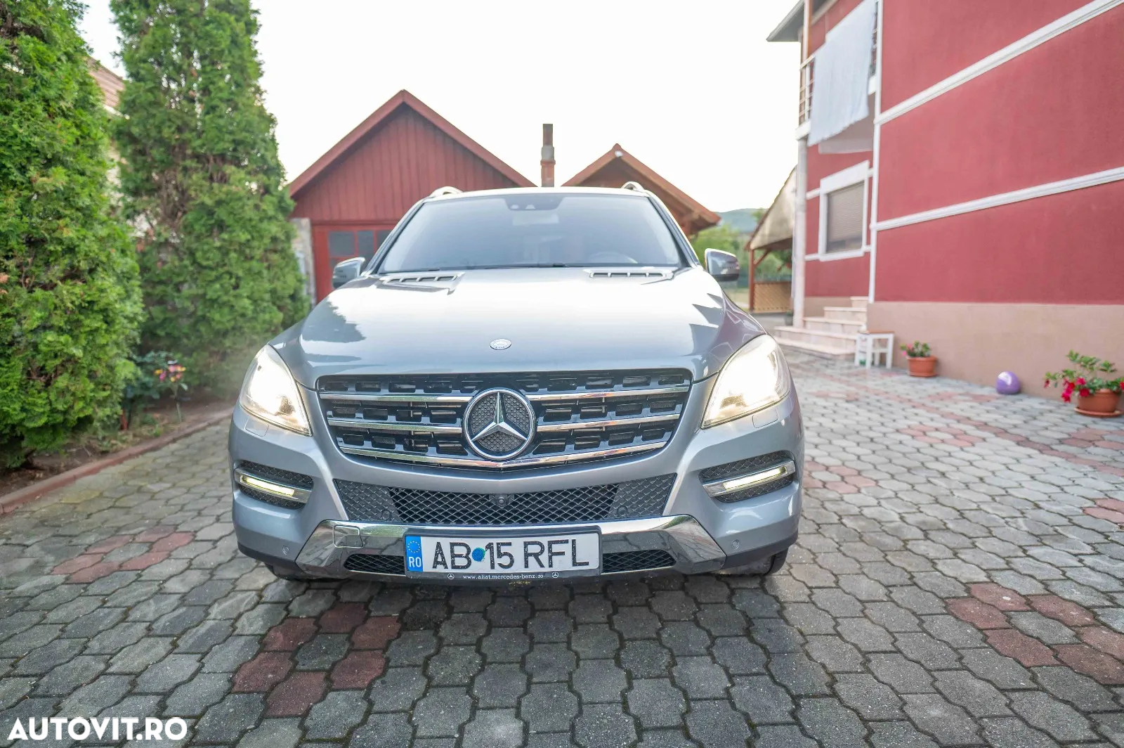Mercedes-Benz ML 350 BlueTec 4MATIC Aut - 4