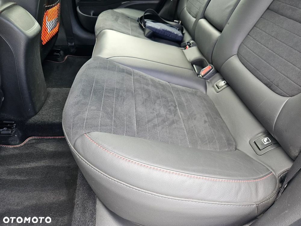 Hyundai i30 N 2.0 T-GDI Performance - 29