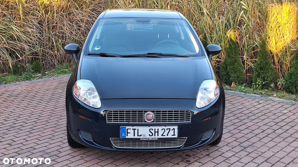 Fiat Grande Punto - 25