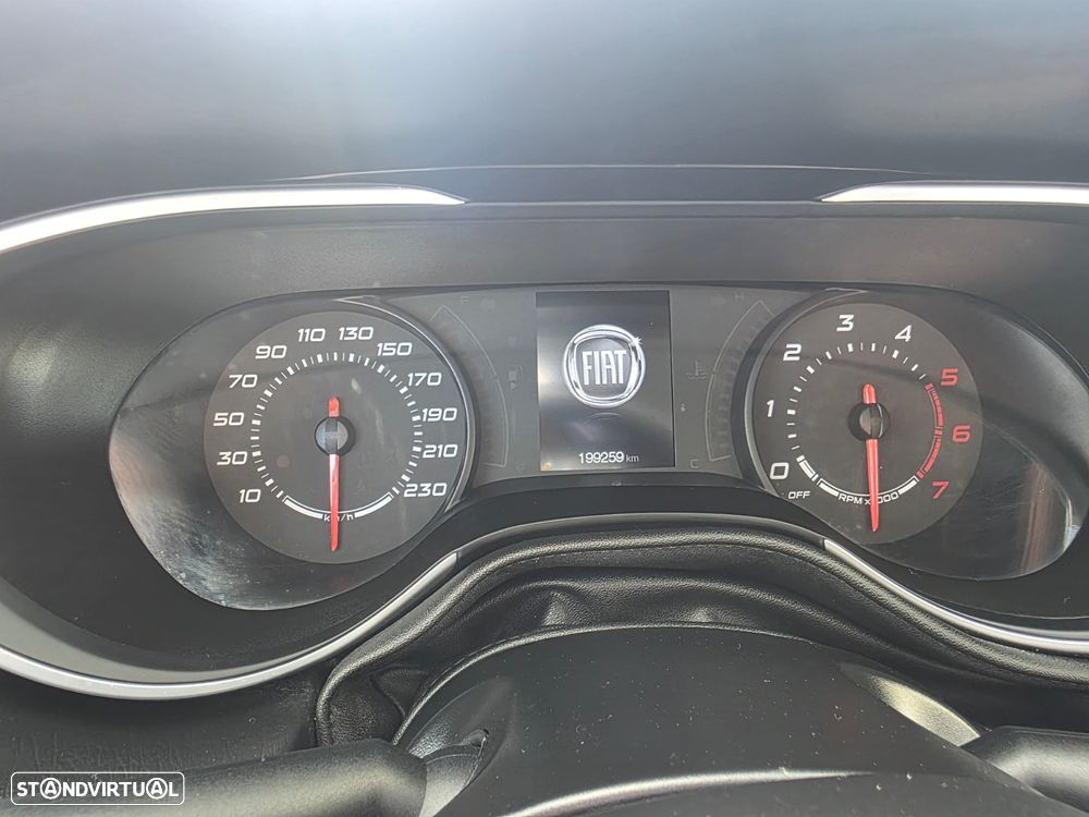 Fiat Tipo Station Wagon 1.3 M-Jet Lounge - 14