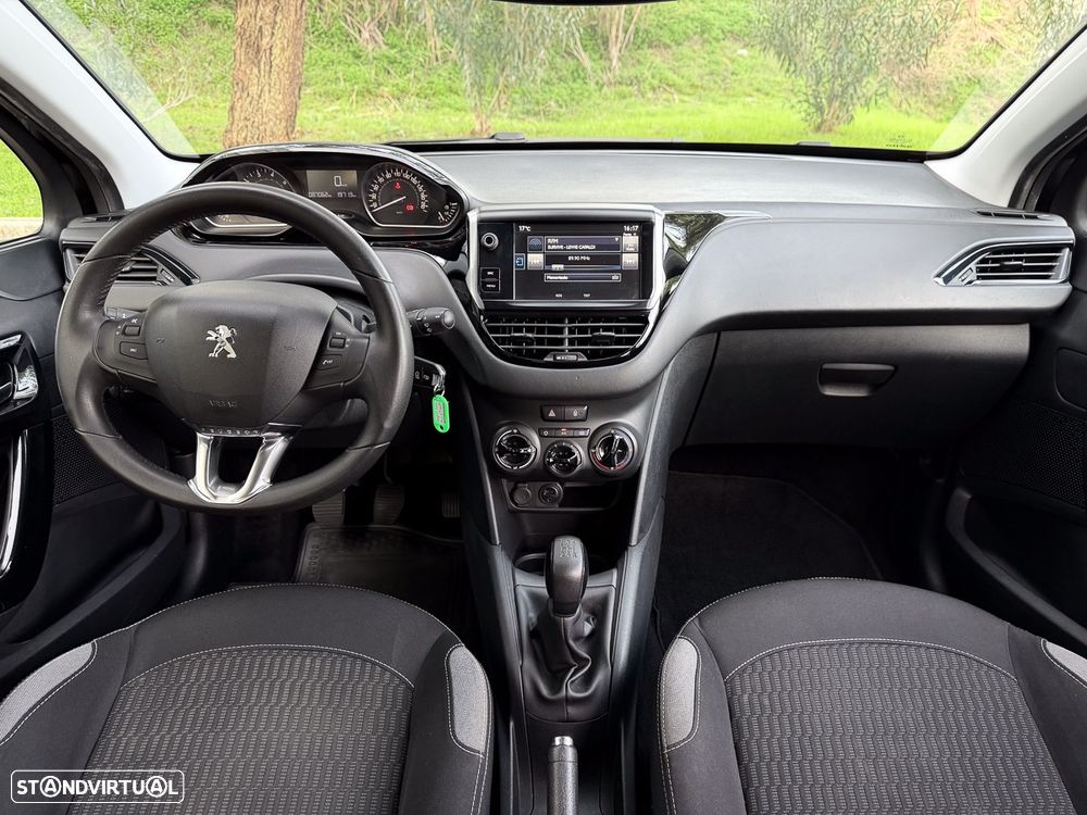 Peugeot 208 1.2 PureTech Style - 3