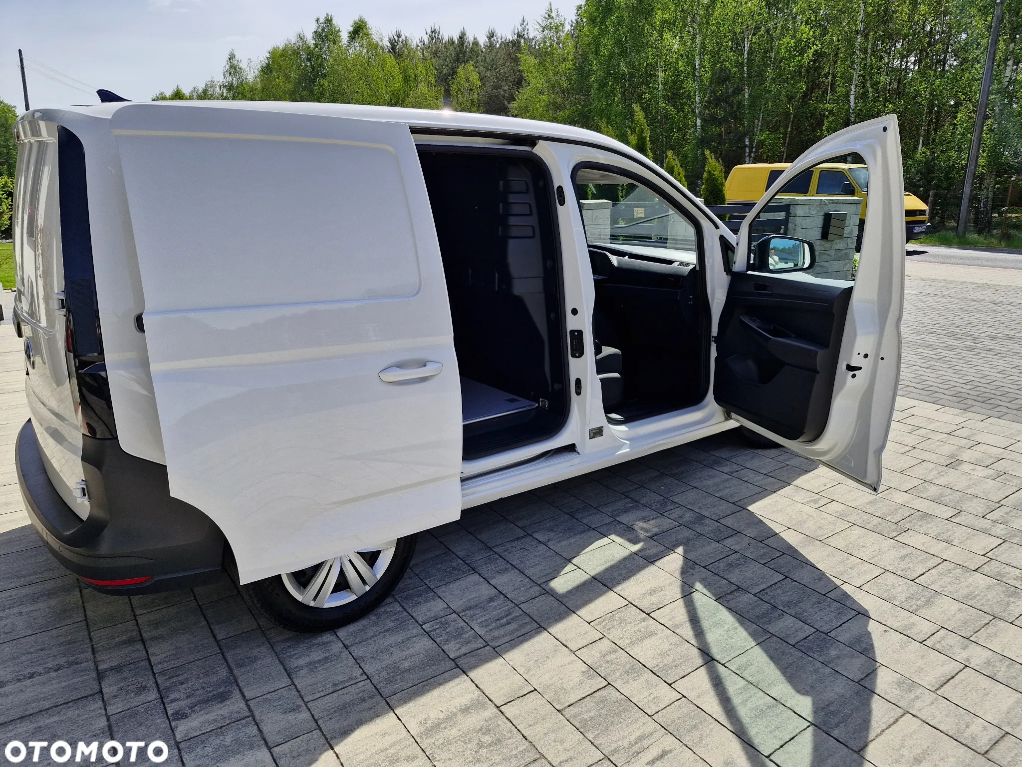 Volkswagen Caddy - 28