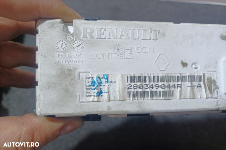Display bord 28119970 28119946 280349044R Renault Megane 2 [2002 - 20 - 5