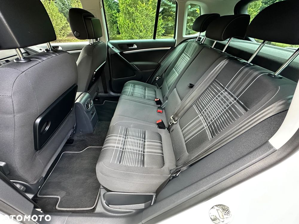 Volkswagen Tiguan 1.4 TSI BlueMotion Technology Lounge Sport & Style - 20