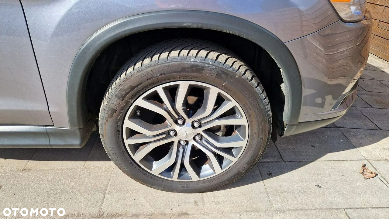 Mitsubishi ASX 1.6 2WD Diamant Edition - 31