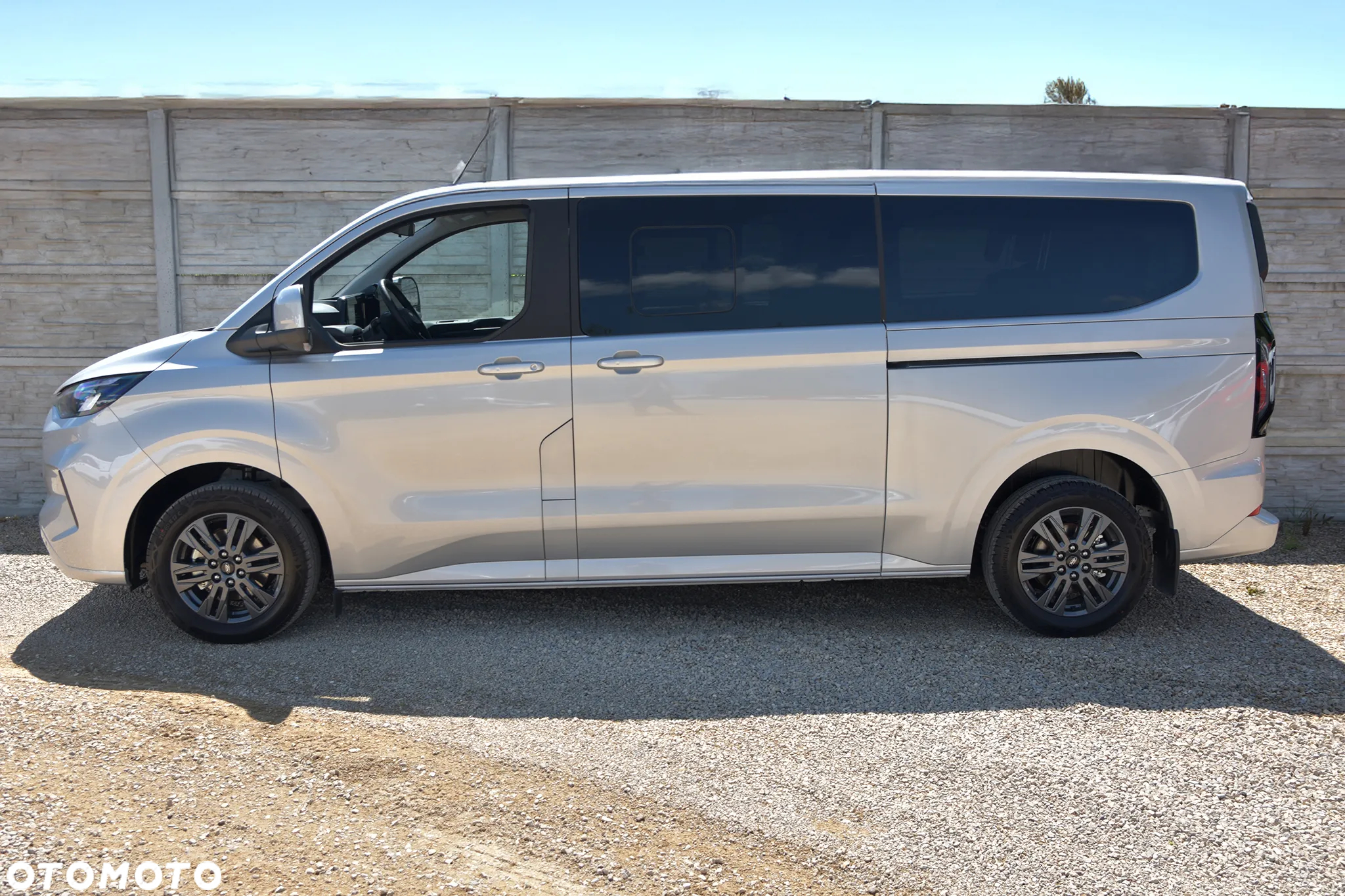 Ford Tourneo Custom 2.0 EcoBlue 320 L2 Titanium - 5
