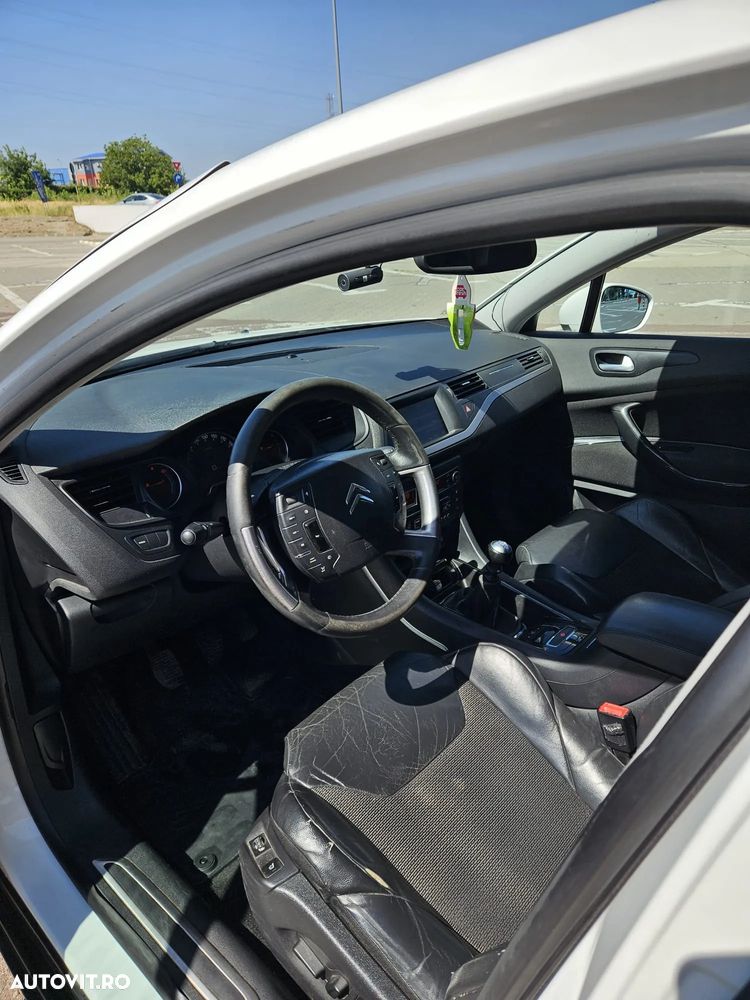 Citroën C5 2.0 HDI BVM6 H3+ Exclusive - 13