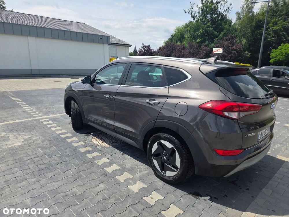 Hyundai Tucson 2.0 CRDI 4WD Premium - 2