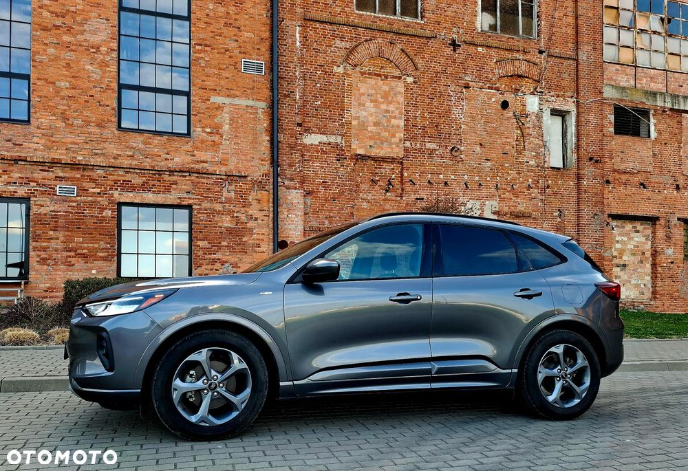 Ford Kuga - 12