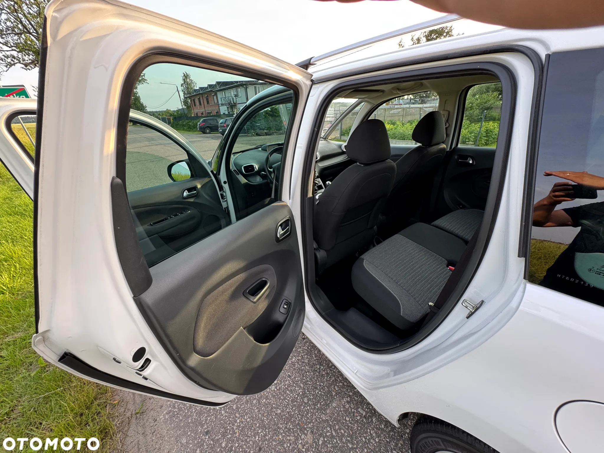 Citroën C3 Picasso 1.2 PureTech Exclusive - 26