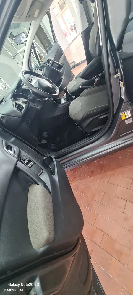 Citroën C3 Pure Tech Selection - 19