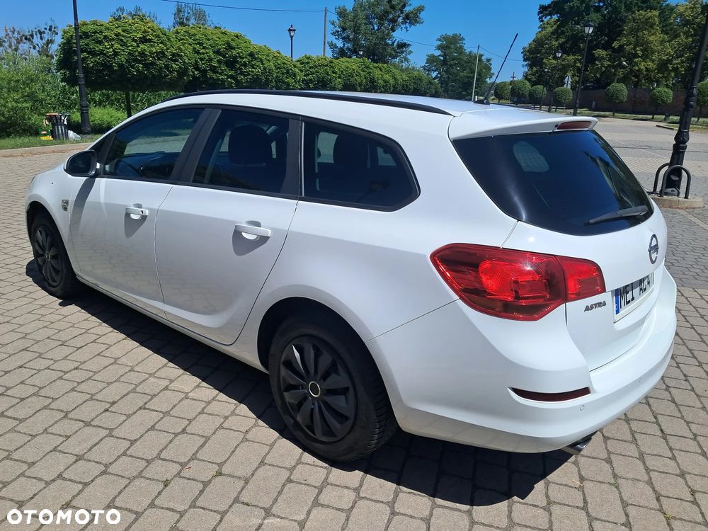 Opel Astra 1.4 Turbo - 5