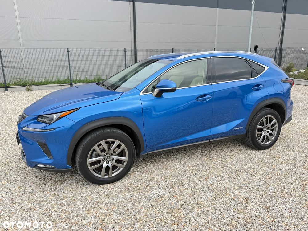 Lexus NX 300h Elegance AWD - 11