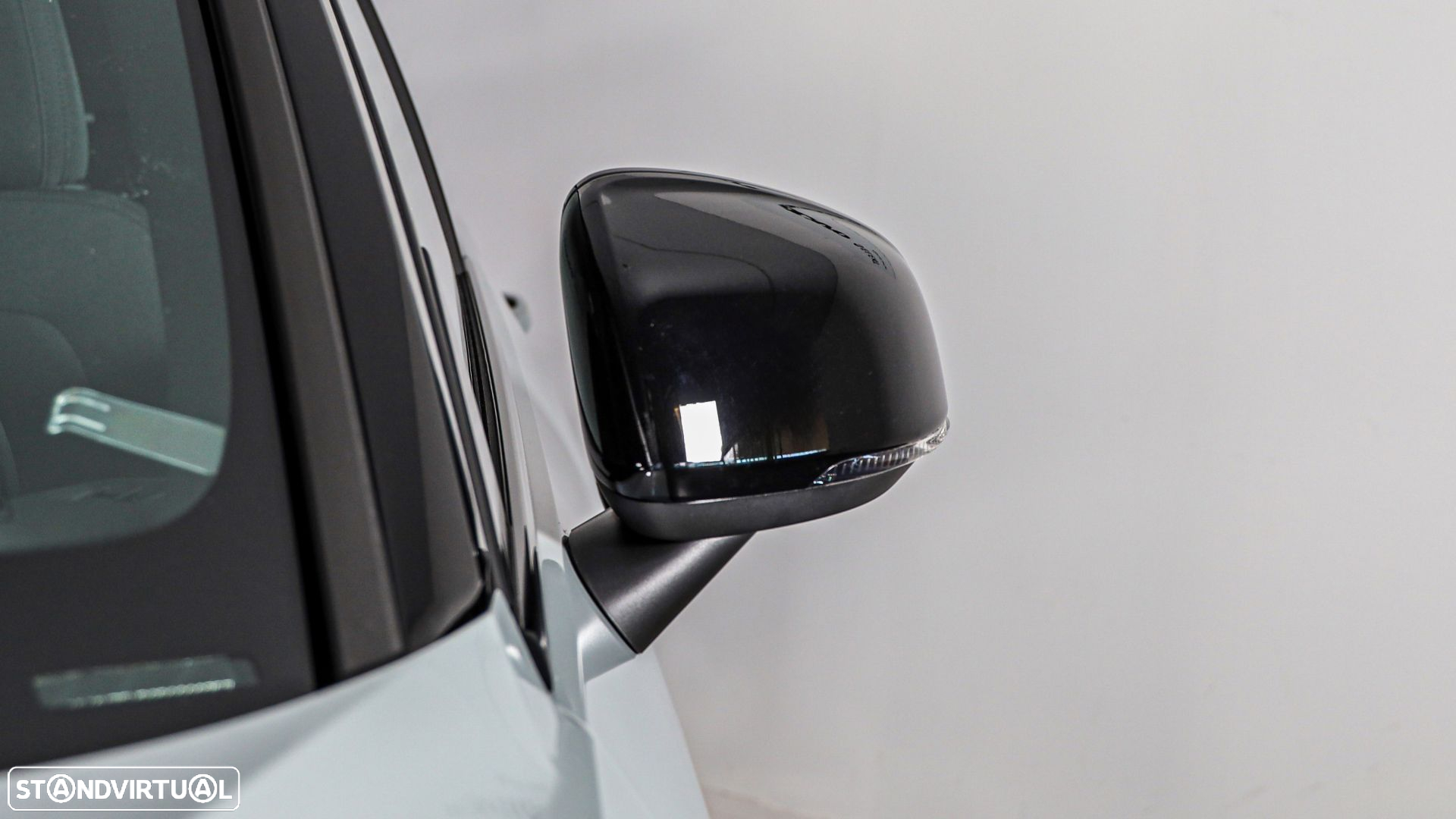Volvo XC 40 Recharge Extended Range Plus - 8
