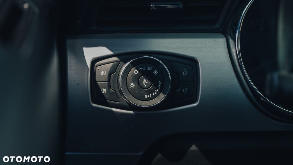 Ford Mustang 2.3 EcoBoost - 12