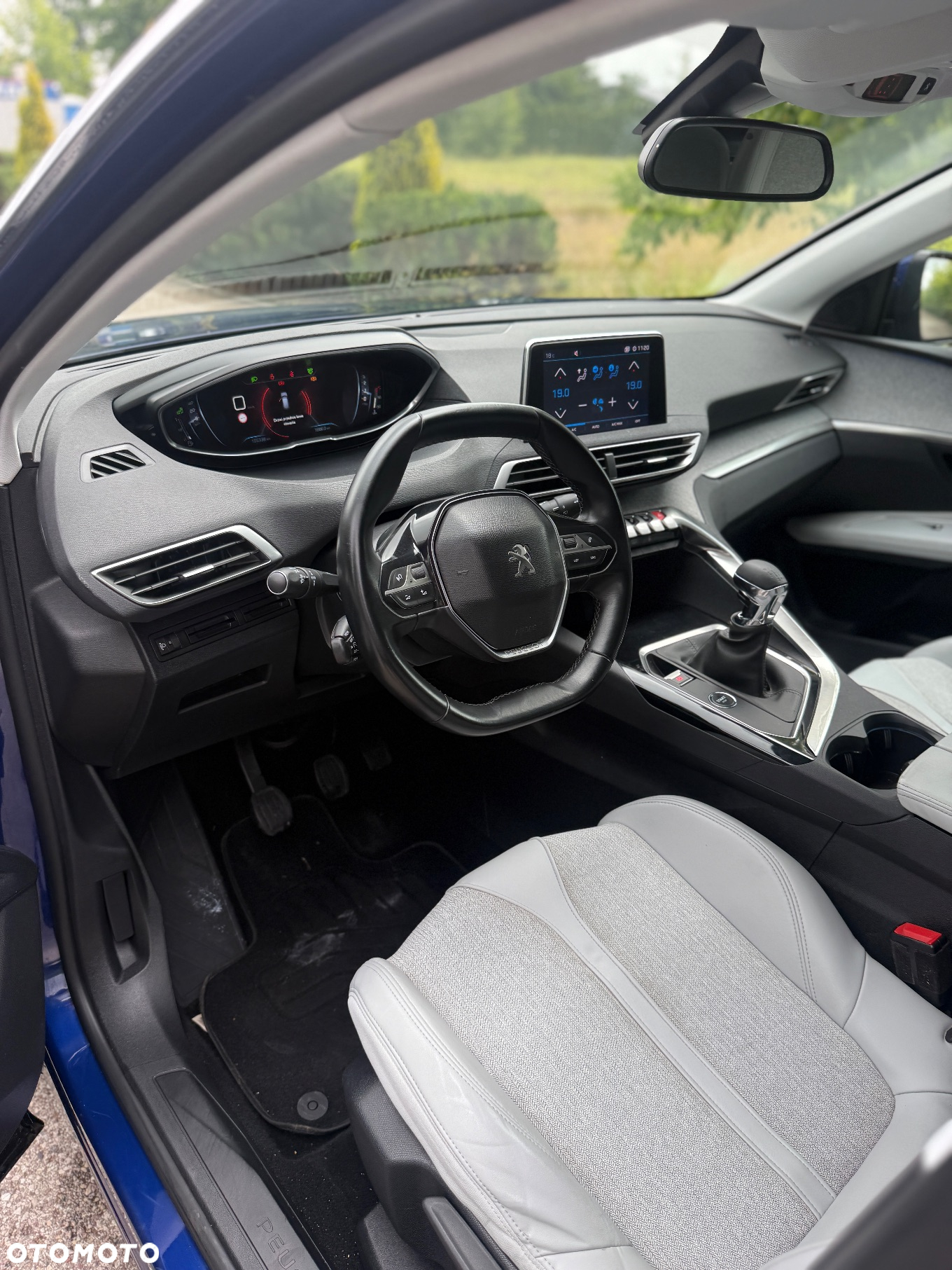 Peugeot 3008 1.5 BlueHDi Allure S&S - 8