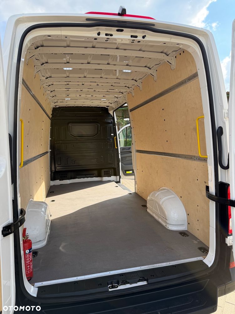 Volkswagen Crafter - 24