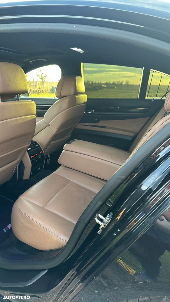 BMW Seria 7 730d Aut. - 8
