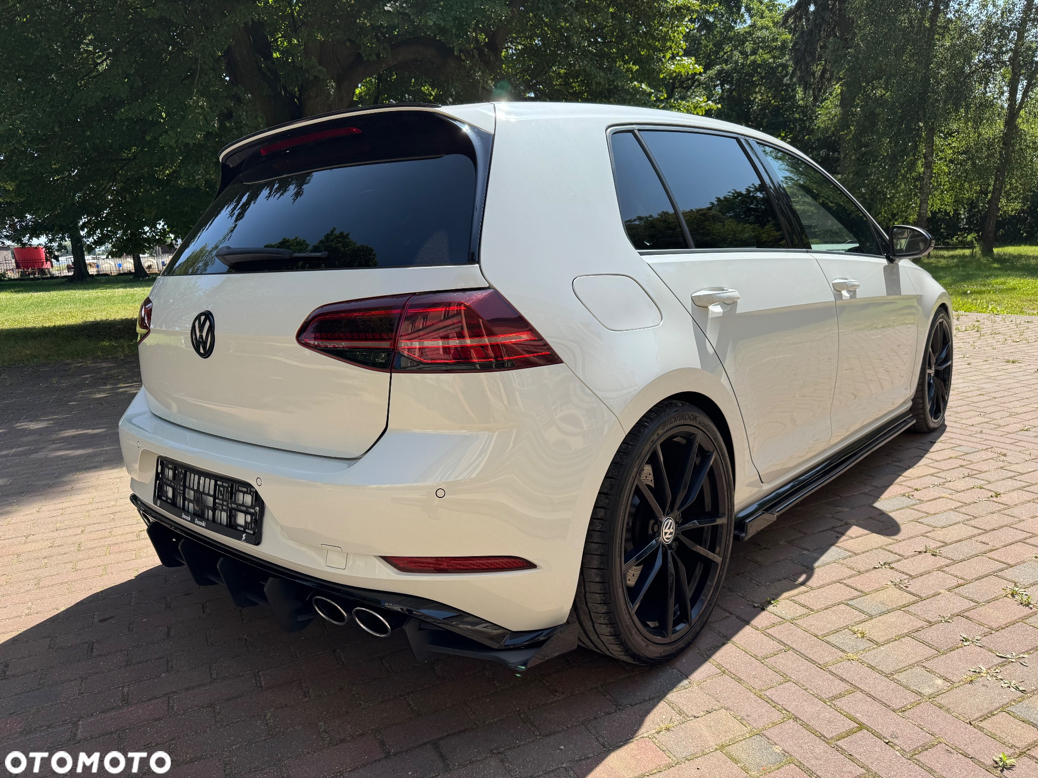 Volkswagen Golf VII 2.0 TSI BMT 4Mot R DSG - 3