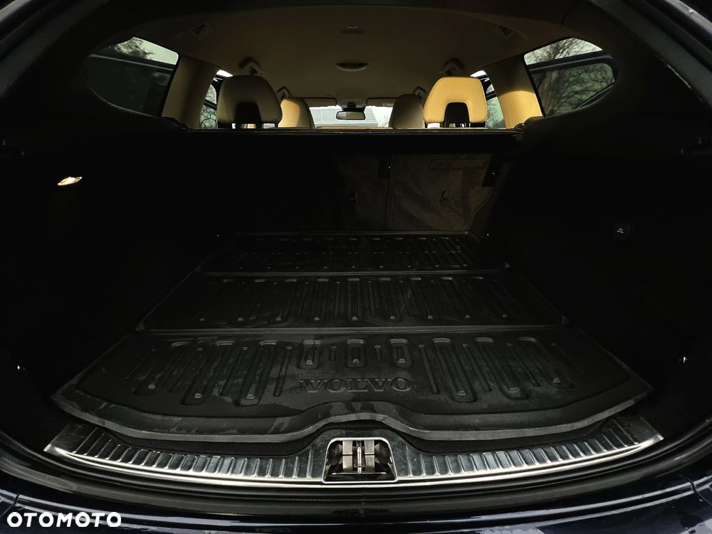 Volvo XC 60 D4 Geartronic Summum - 24