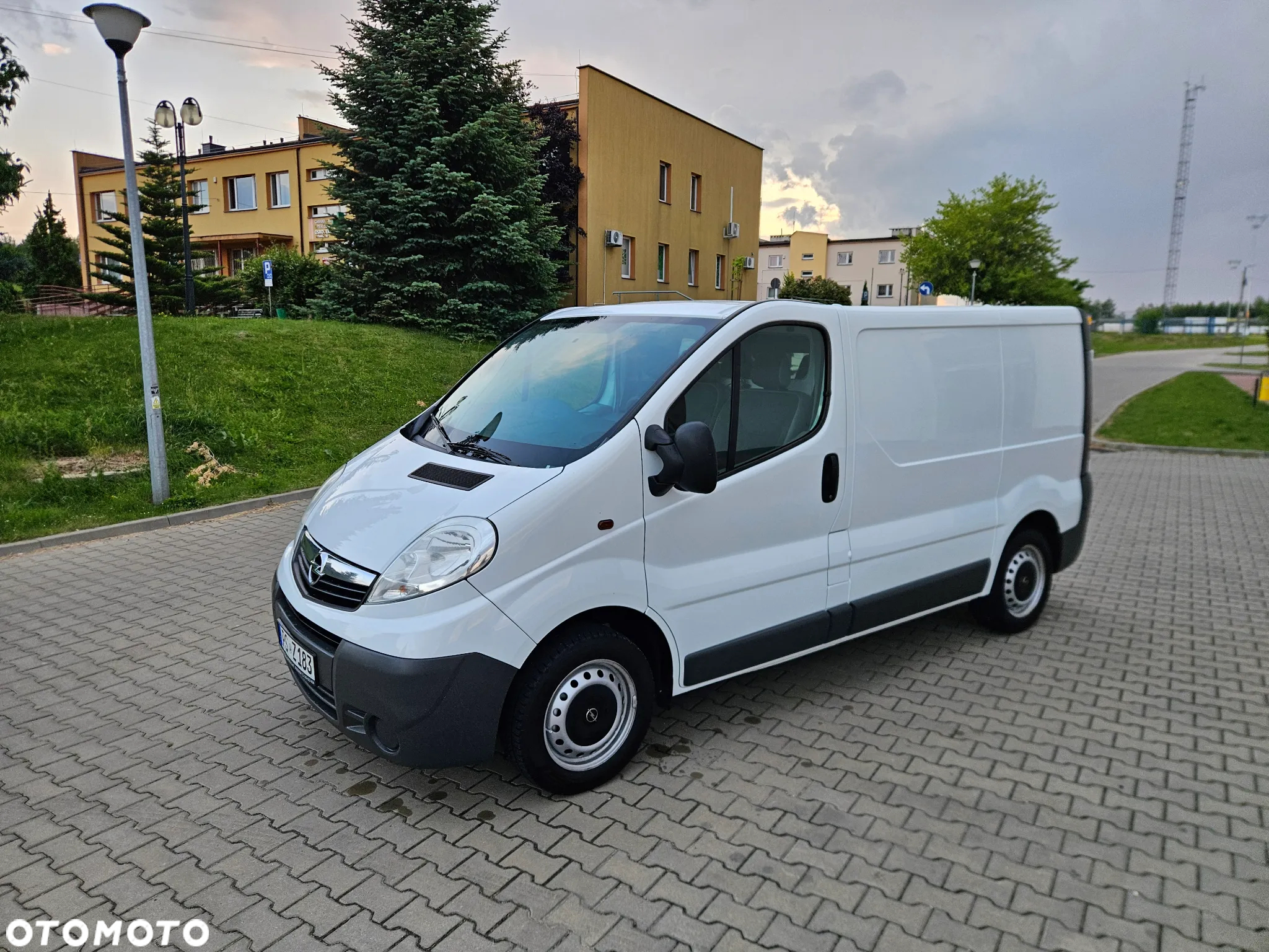 Opel VIVARO - 3