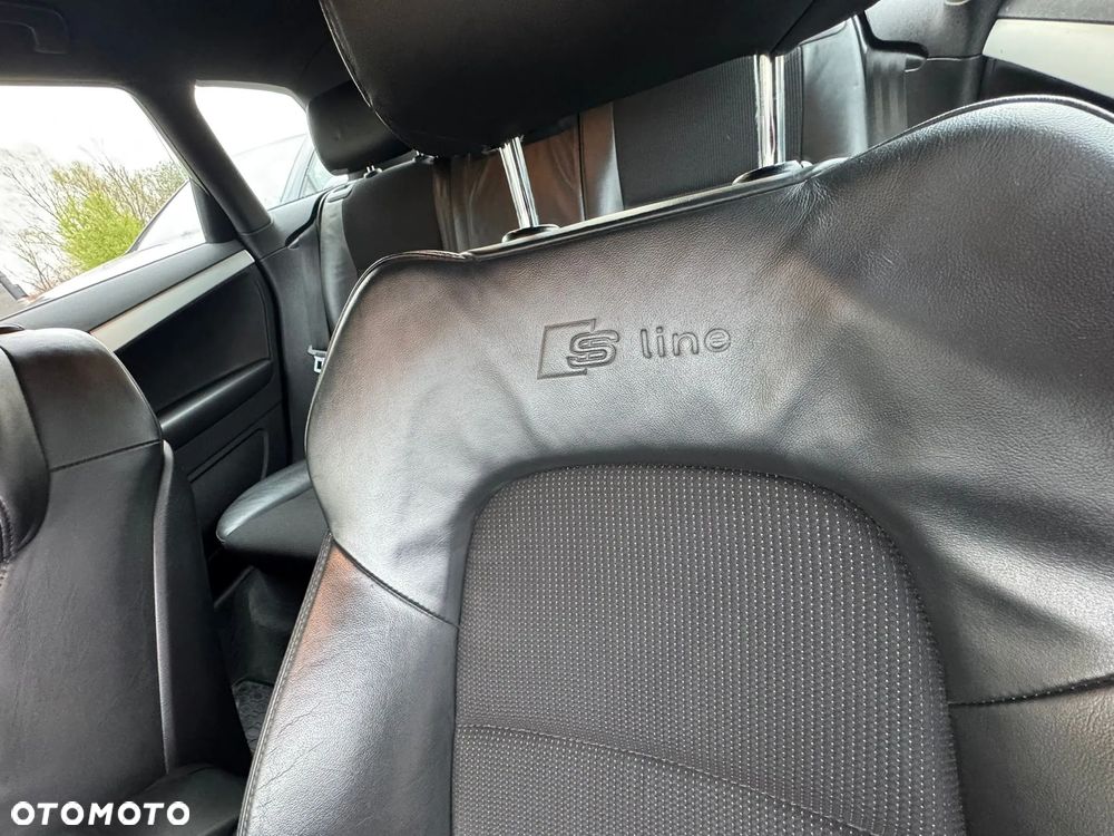 Audi A3 Sportback 2.0 TDI DPF Ambition S tronic - 16