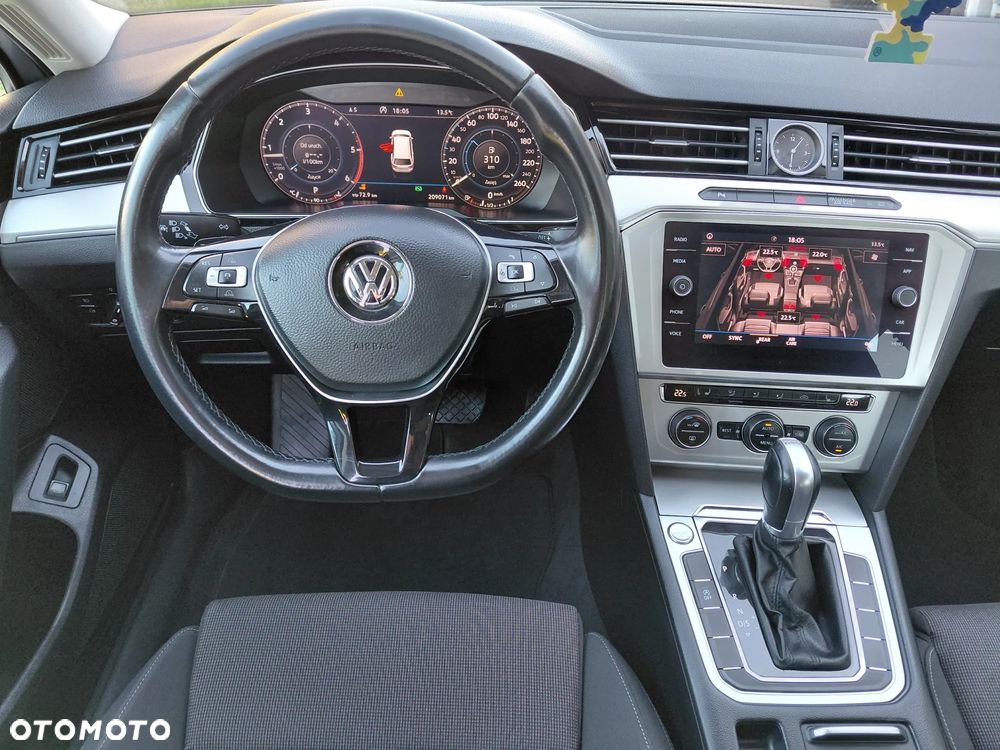 Volkswagen Passat 2.0 TDI SCR Comfortline DSG - 20