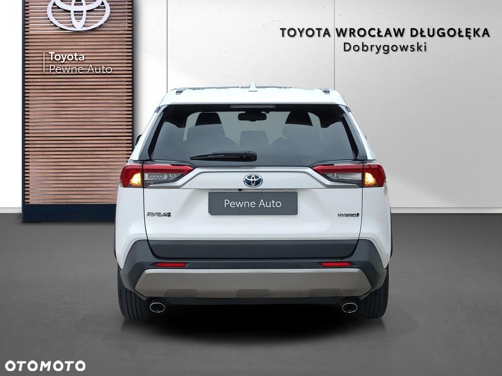Toyota RAV4 - 6