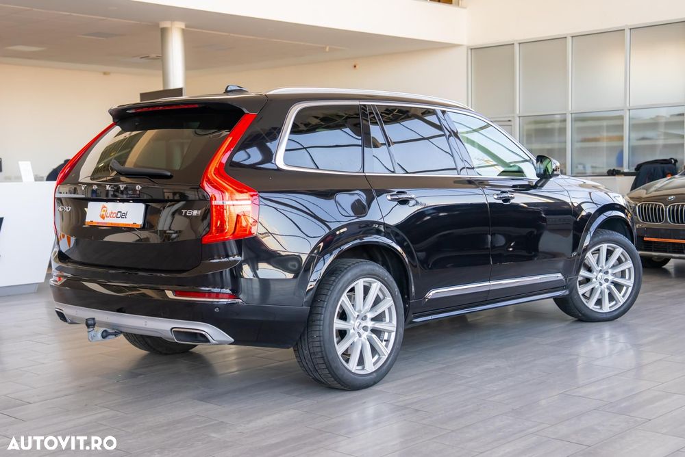 Volvo XC 90 - 11