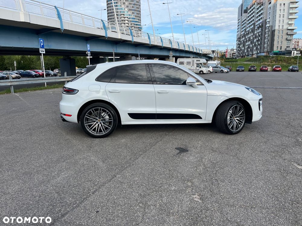 Porsche Macan Turbo - 13