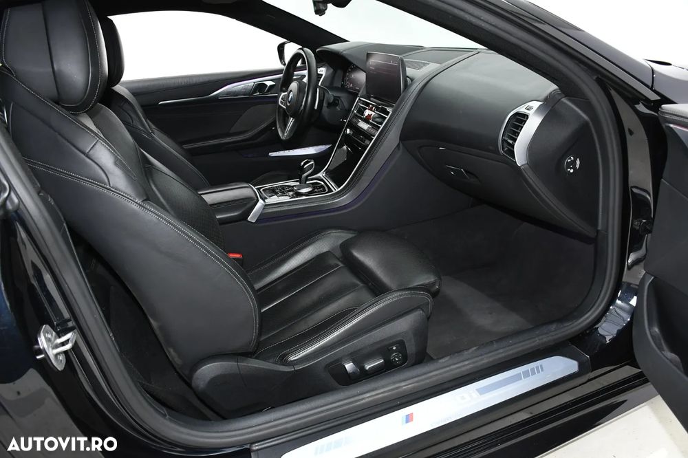BMW M8 M850i xDrive AT - 18