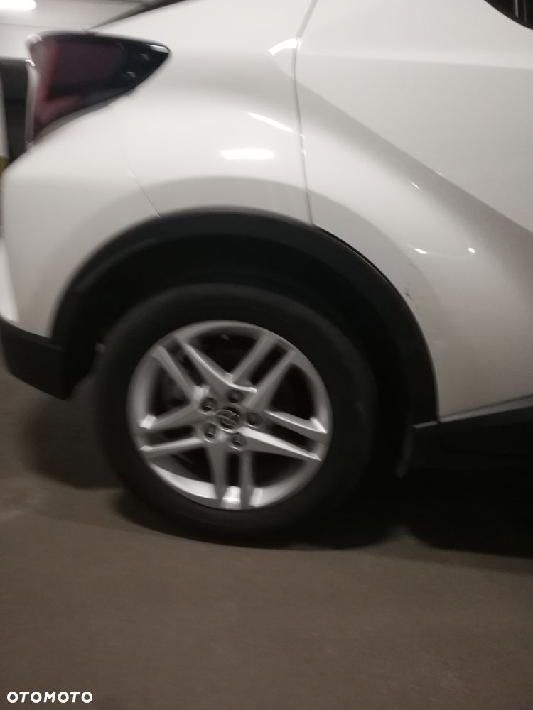 Toyota C-HR - 7