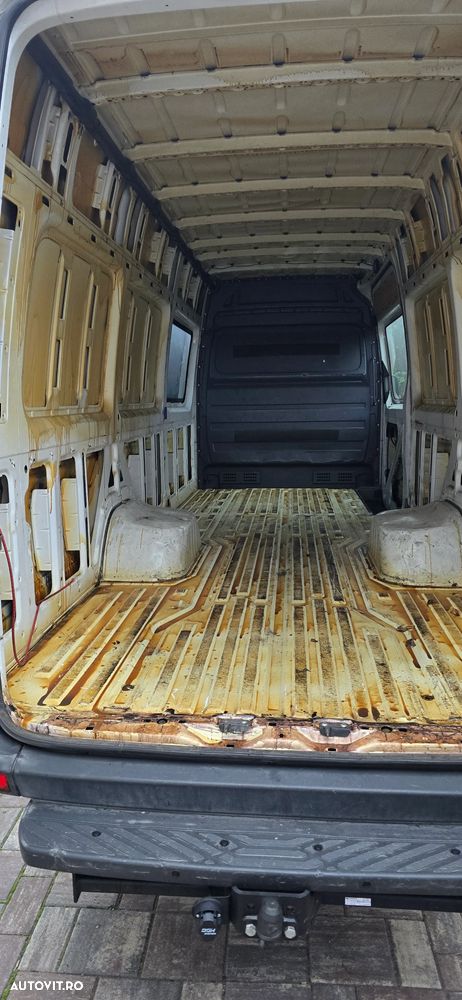 Mercedes-Benz Sprinter 519 /419/319 - 4