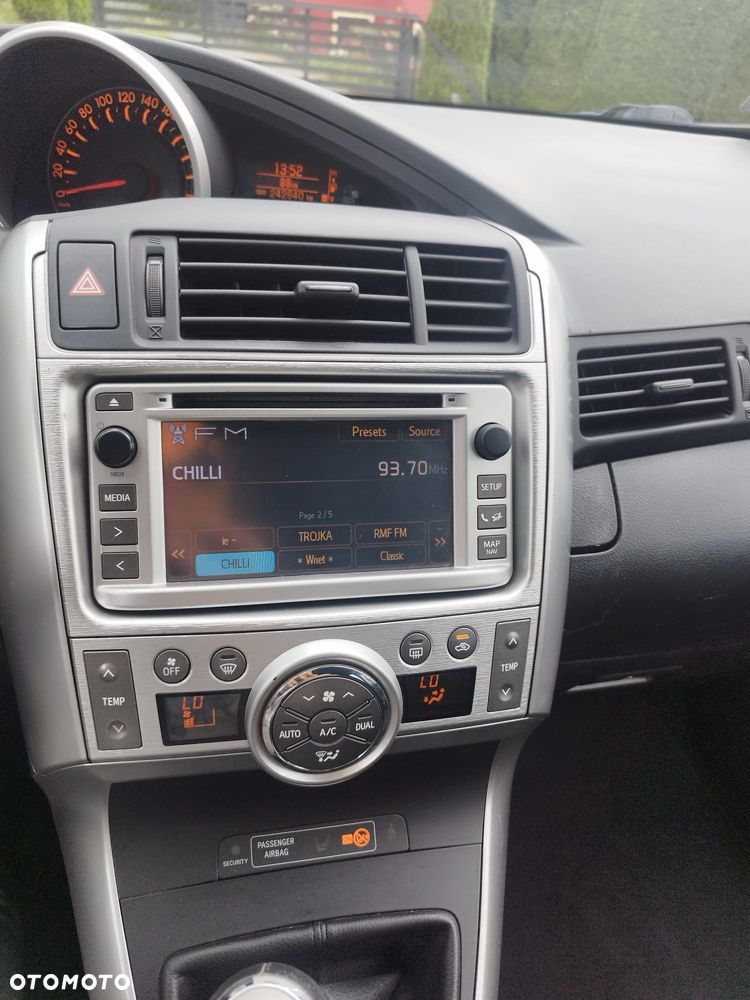 Toyota Verso - 4