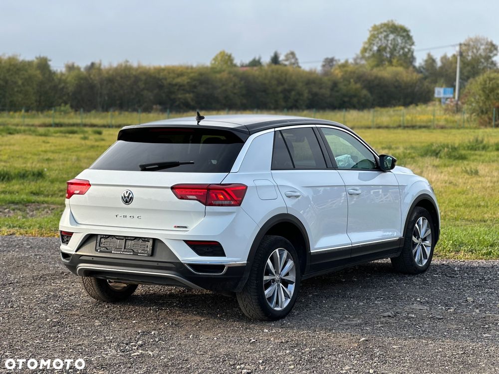 Volkswagen T-Roc - 15